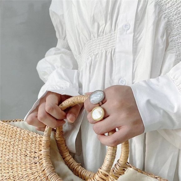 *925 Sterling Silver Oval Shell Adjustable Ring - Picture 9 of 12